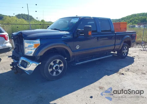 2016 Ford F-250 Lariat z USA, uszkodzony, nr VIN 1FT7W2BT8GED24293